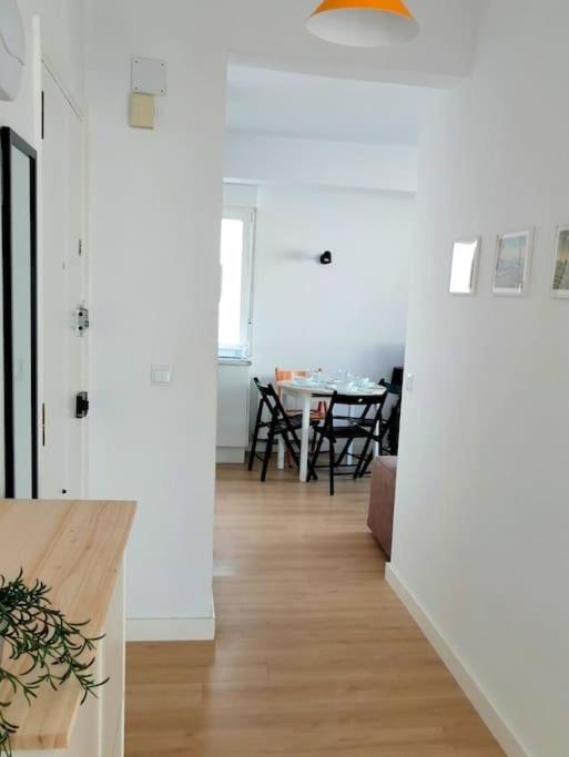 Vibescoruna: Espacioso Apartamento A Pie De Playa Apartment A Coruna Bagian luar foto