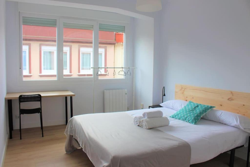 Vibescoruna: Espacioso Apartamento A Pie De Playa Apartment A Coruna Bagian luar foto